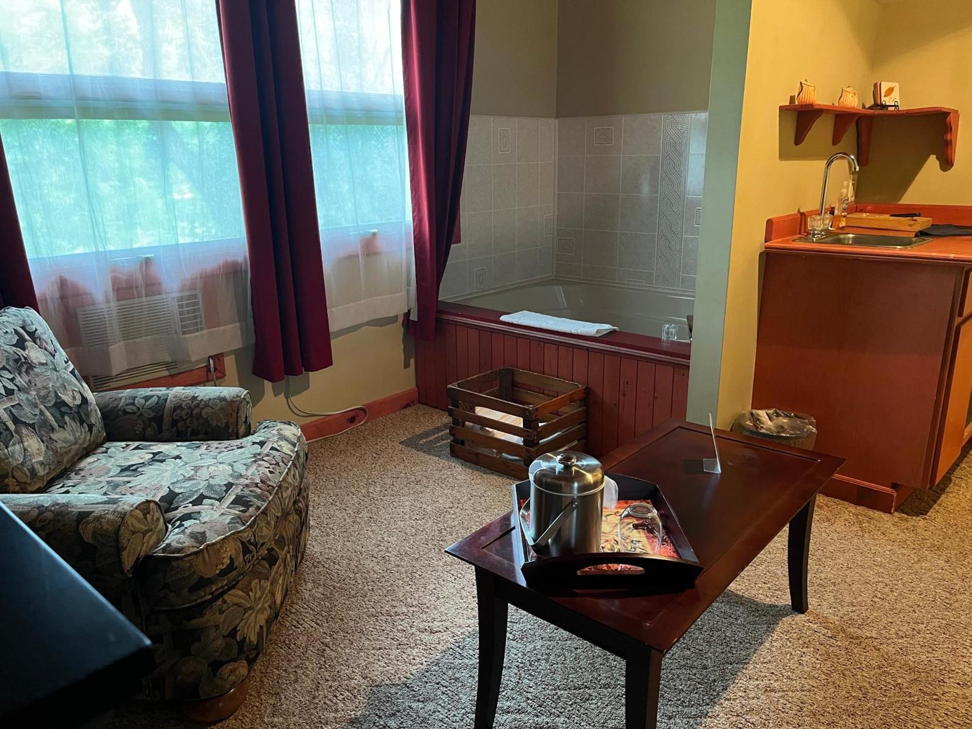 Vinehurst Inn & Suites Hammondsport Zewnętrze zdjęcie